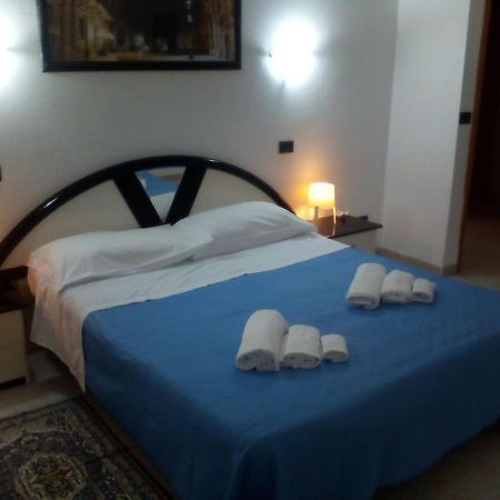 Appartamento Turistico Solarium Syracuse Ngoại thất bức ảnh